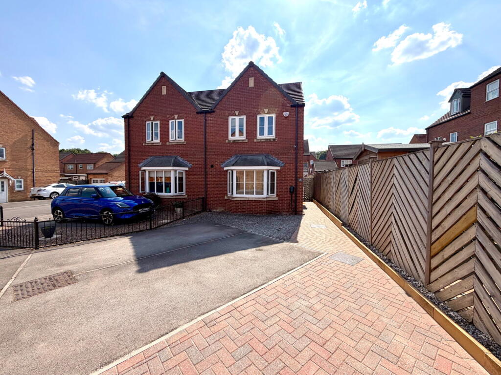 Main image of property: Bellscroft, Wombwell, Barnsley, S73 0UZ