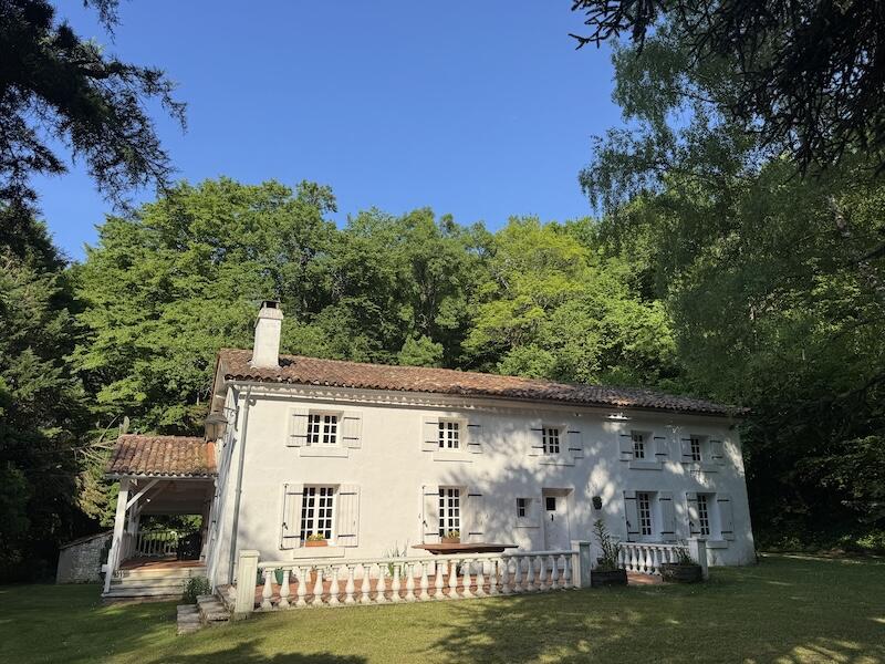 Main image of property: Chalais, Charente, Poitou-Charentes