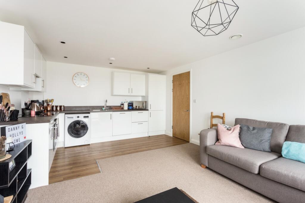 Property photo 8
