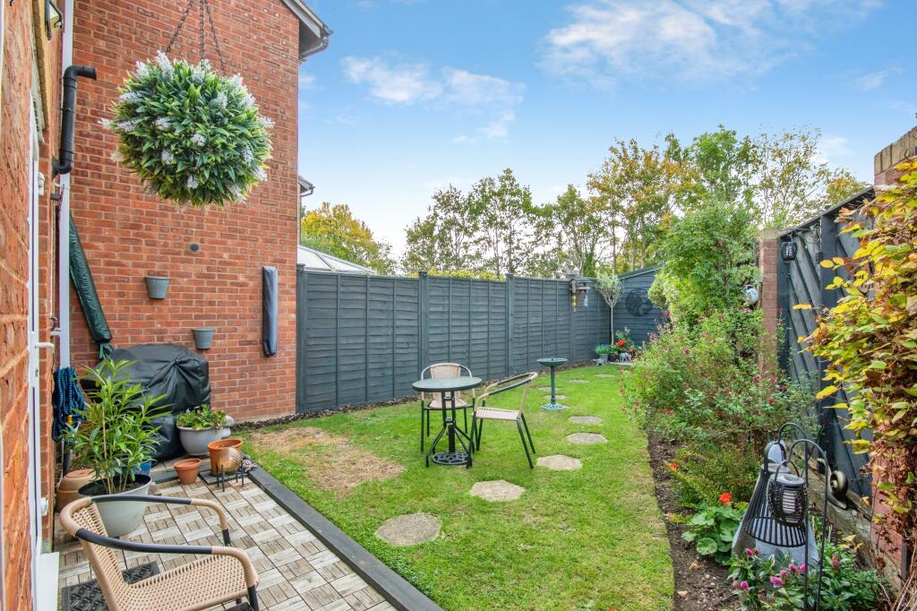 House in Evesham, Fairfield - View 3