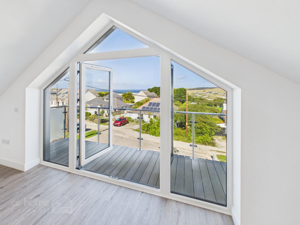 House in Truro - View 5