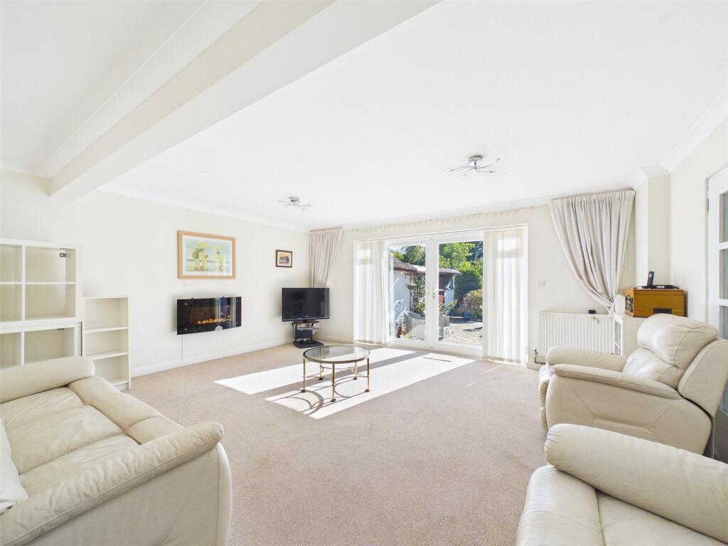 House in Burton - View 4