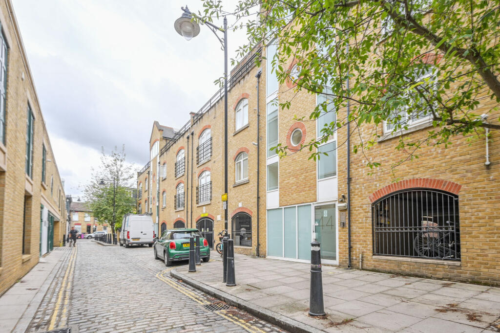 Apartment in London - View 4