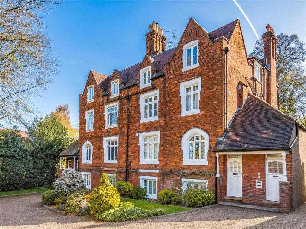 Main image of property: The Woodlands, London Road, Harrow on the Hill