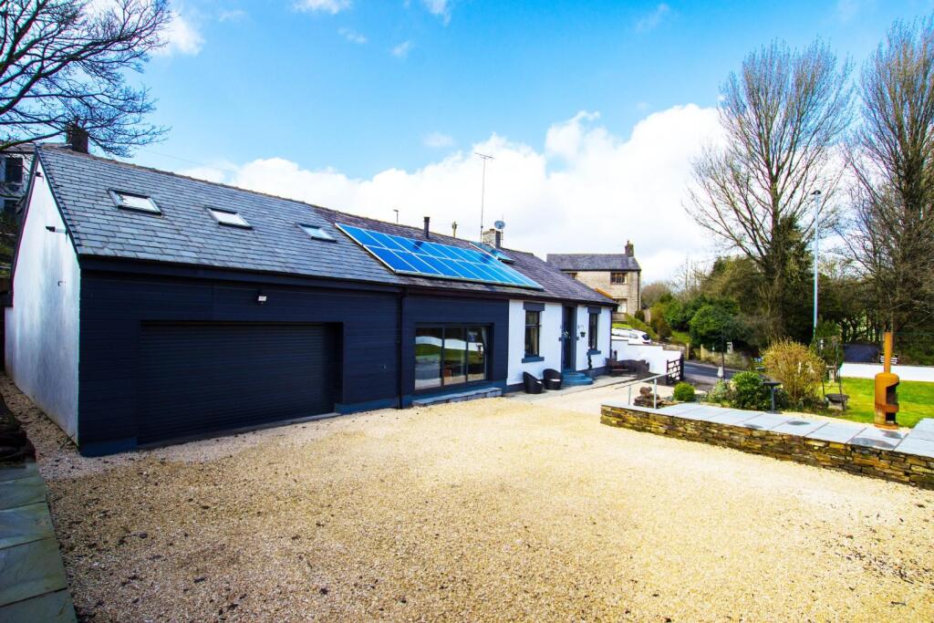 Additional image 47 of 'Hillside Bungalow' Hoddlesden