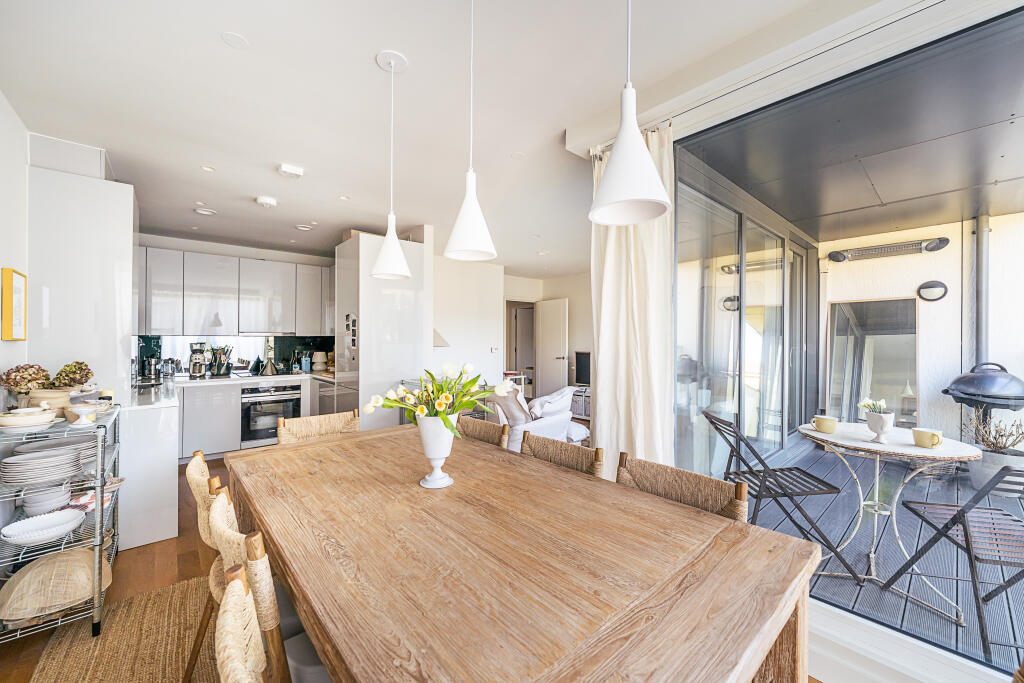 Main image of property: 20 Fergusson Mews, London, SW4