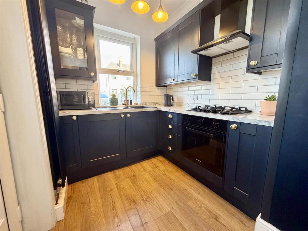 House in Leeds, Kippax - More