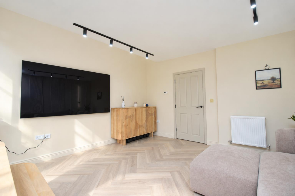 House in Durham - View 4