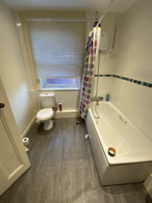 7 bedroom semi-detached house for rent