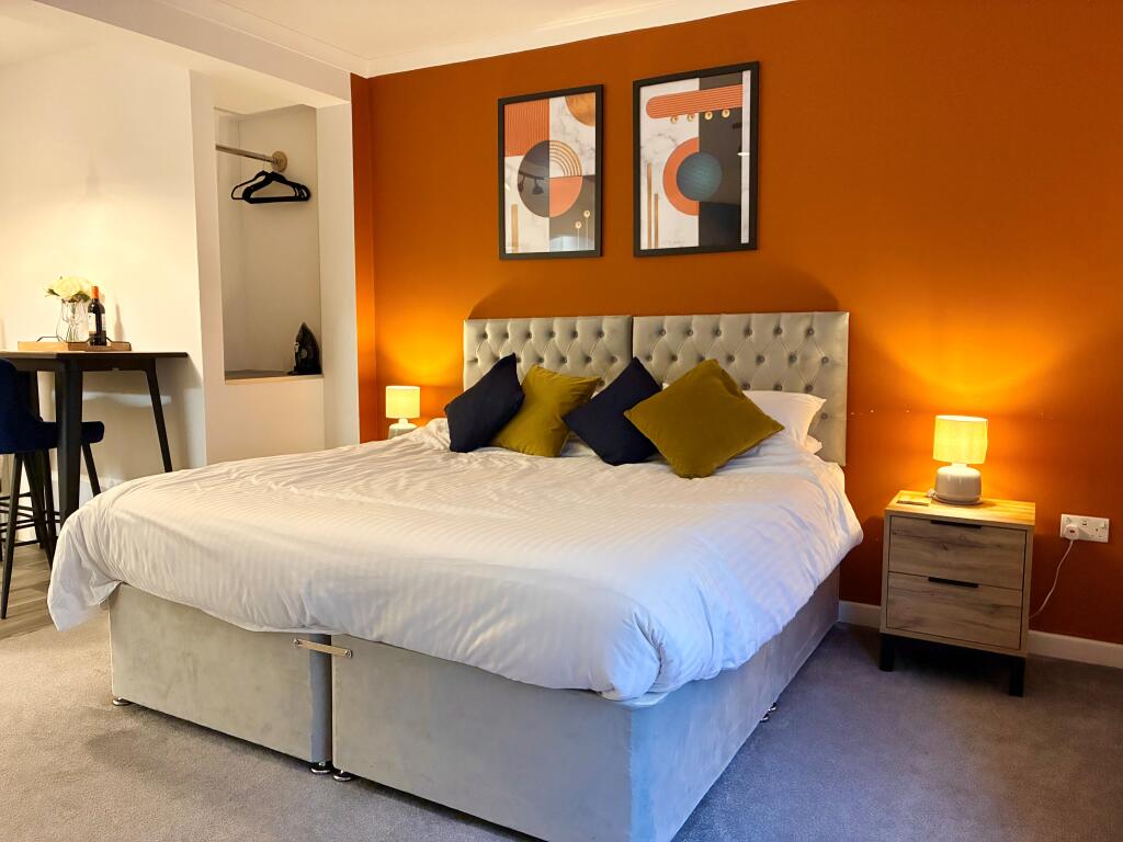 Main image of property: Radcliffe Street, Milton Keynes, MK12