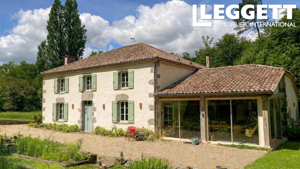 Main image of property: Aquitaine, Lot-et-Garonne, Caubeyres