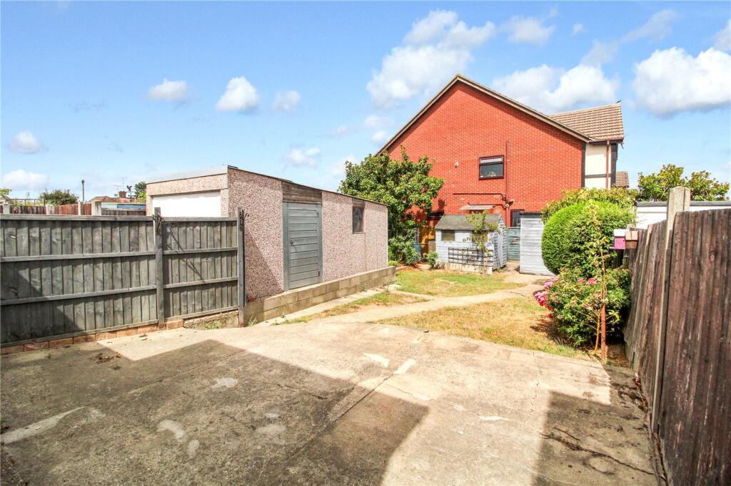 House in Southend-on-Sea, Essex - View 4