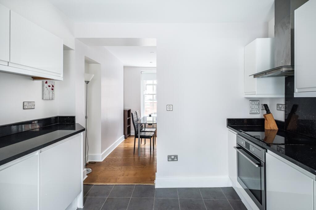 Apartment in London, Broadgate, City of London - More