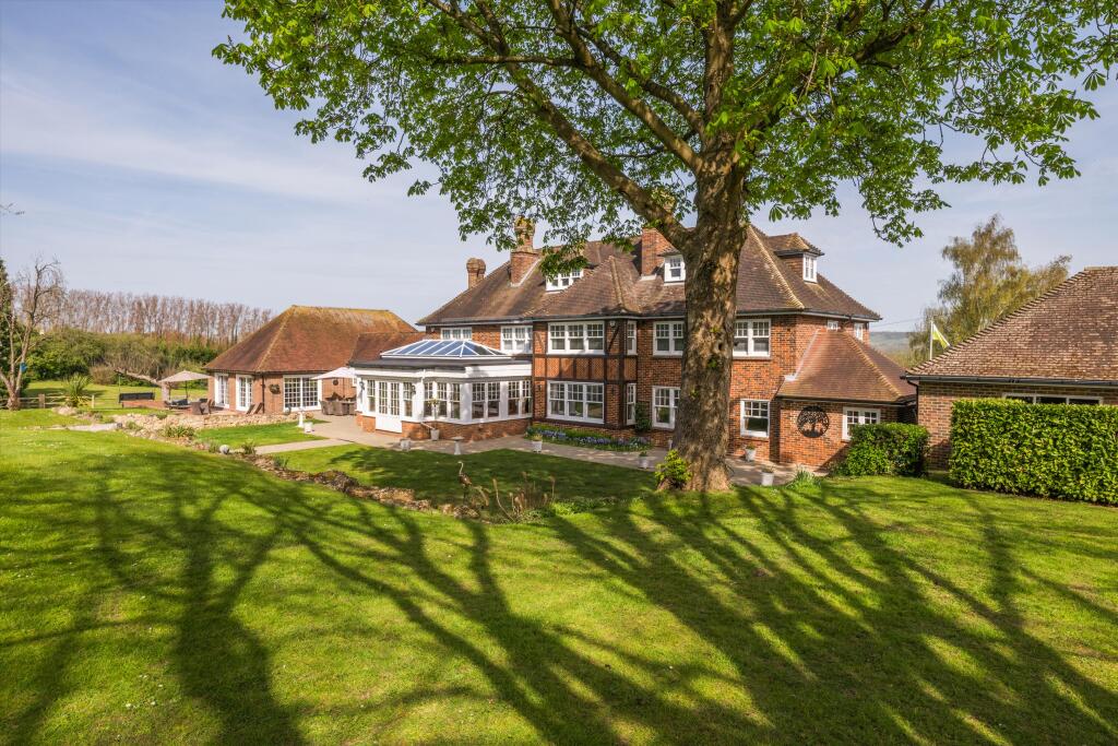 Main image of property: Back Street, Leeds, Maidstone, Kent ME17