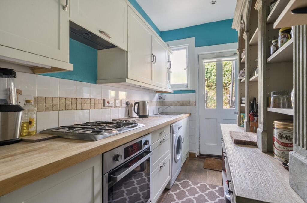 Apartment in Canterbury - More