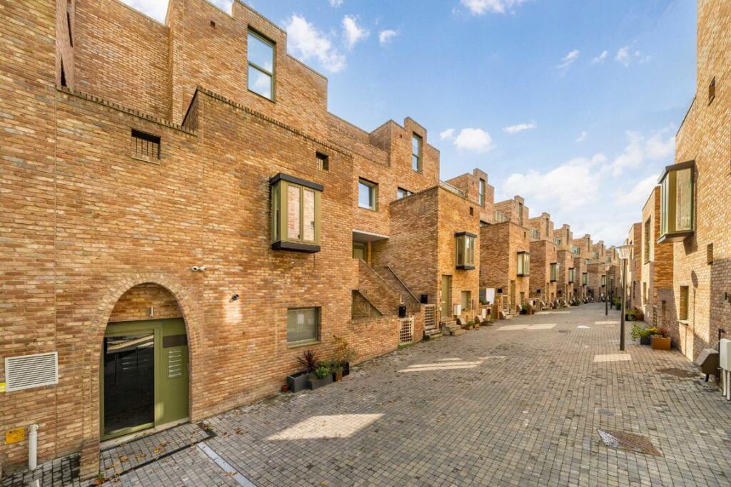 Main image of property: Edgewood Mews, Finchley