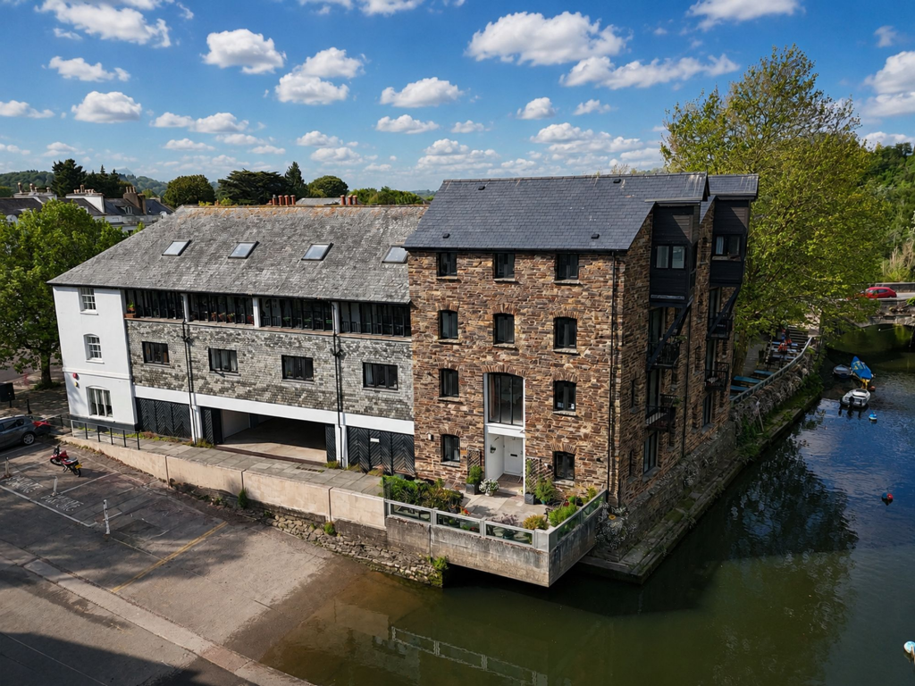 Main image of property: The Plains, Totnes, TQ9