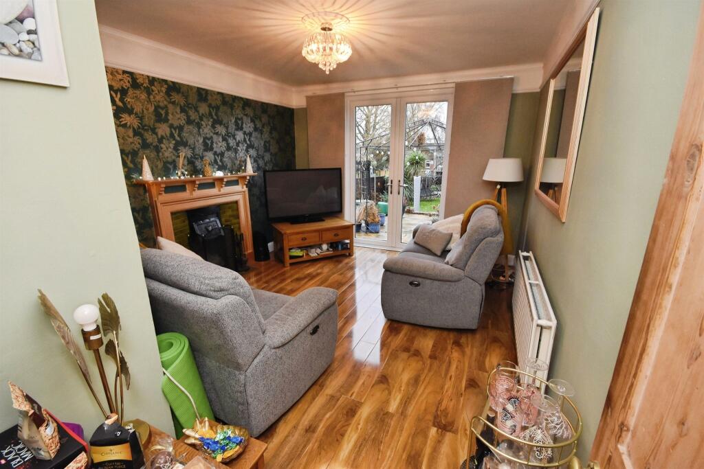 34 Victoria Street photo 2