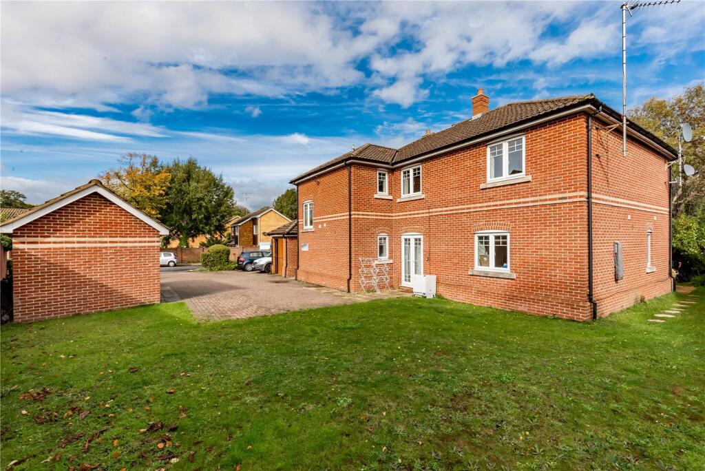 Main image of property: Hazel Gate, 1 Hazel Avenue, Farnborough, GU14