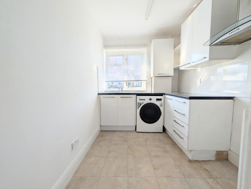 Main image of property: Oakleigh Road North, Whetstone N20