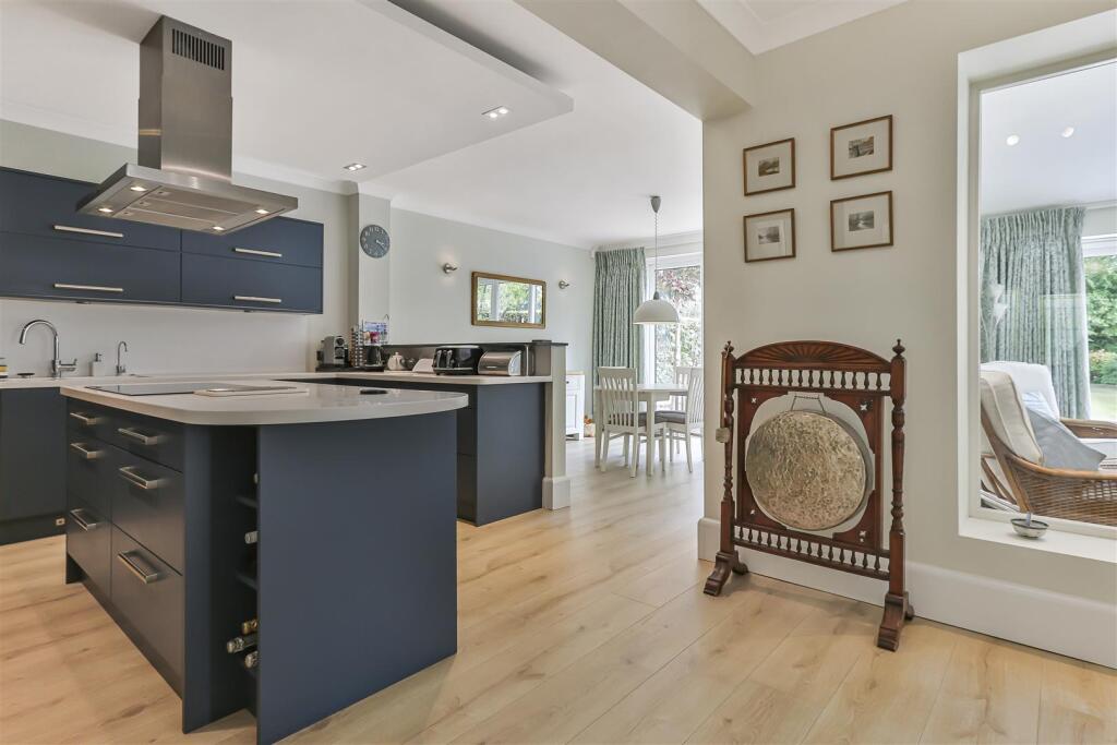 Brownsea View Avenue, Lilliput - View 6