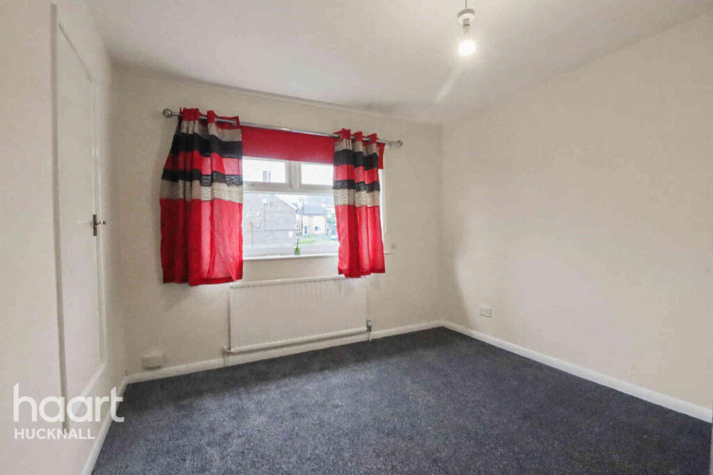 House in Nottingham, Bestwood Park Estate - View 5