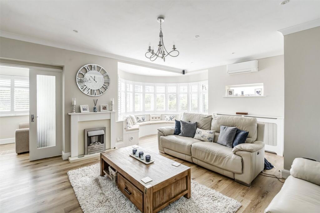 House in Brighton - View 3