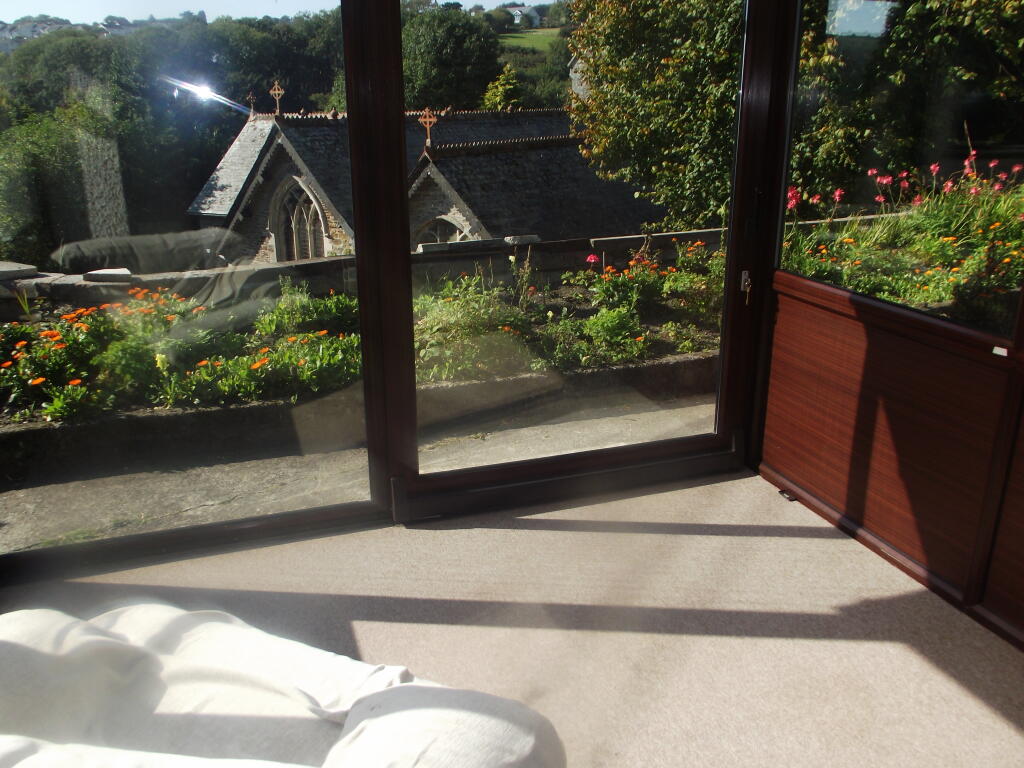 House in Plymouth - View 4
