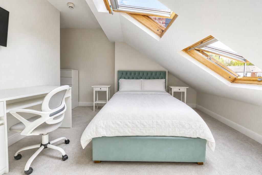 5 bedroom house for rent