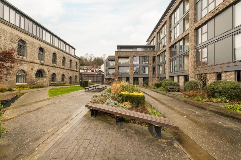Apartment in Bristol, Canon's Marsh, Spike Island - More