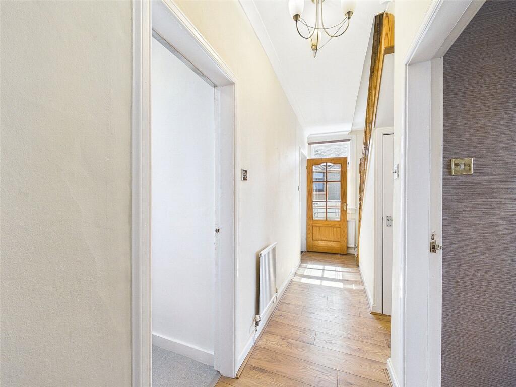 Apartment in Edinburgh, East Lothian - View 4