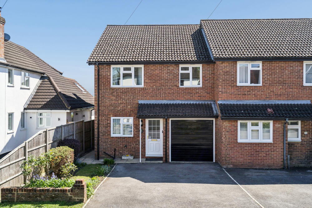 Main image of property: Glebe Road, Chalfont St Peter, SL9