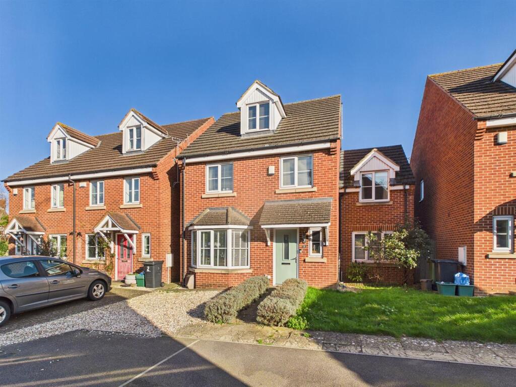 House in Gloucester, Gloucestershire