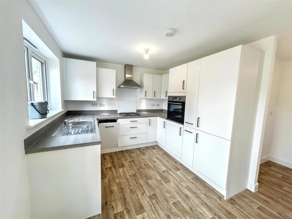 House in Stockton-on-Tees - More