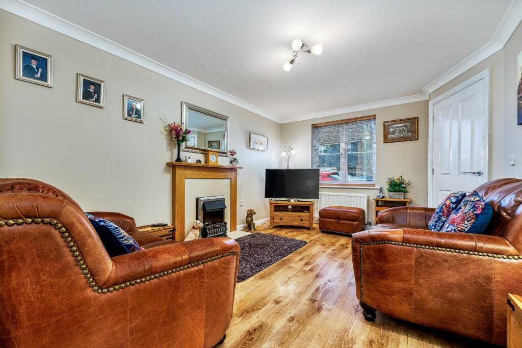 Sperling Drive, Haverhill - View 5