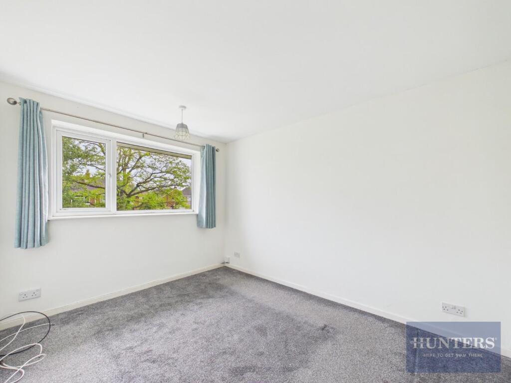 House in Cheltenham, Hatherley, Up Hatherley - More
