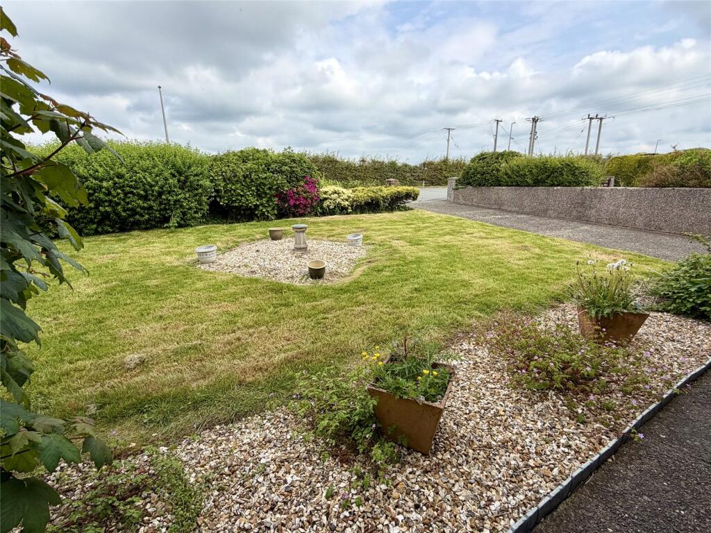 Thornton Road, Steynton, Milford Haven, Pembrokeshire, SA73 photo 3