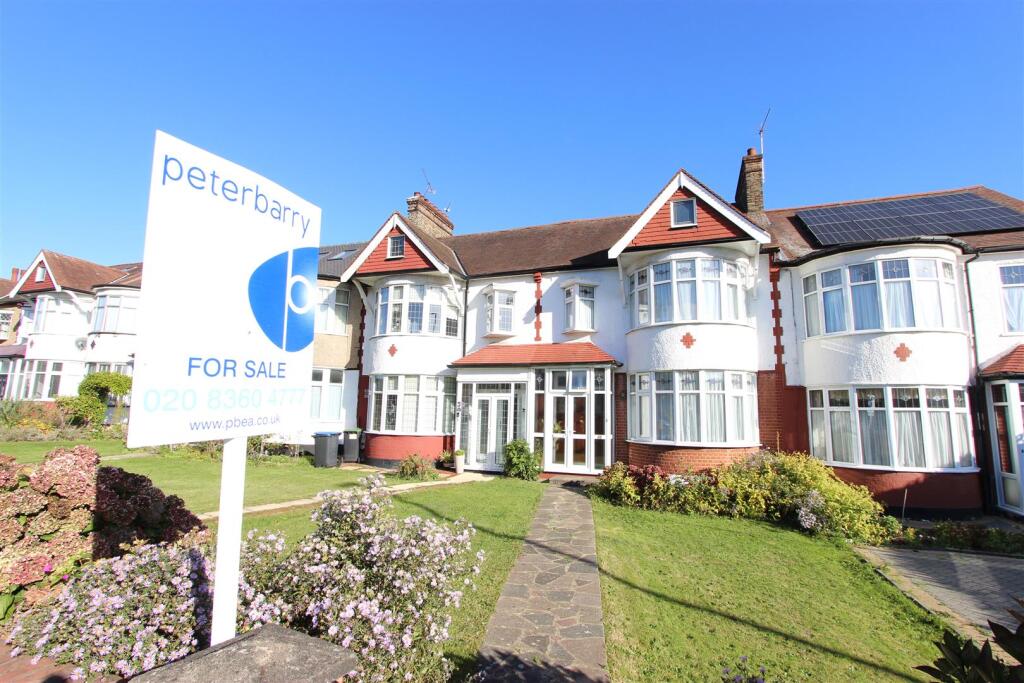 Main image of property: Ridge Avenue, Winchmore Hill, N21