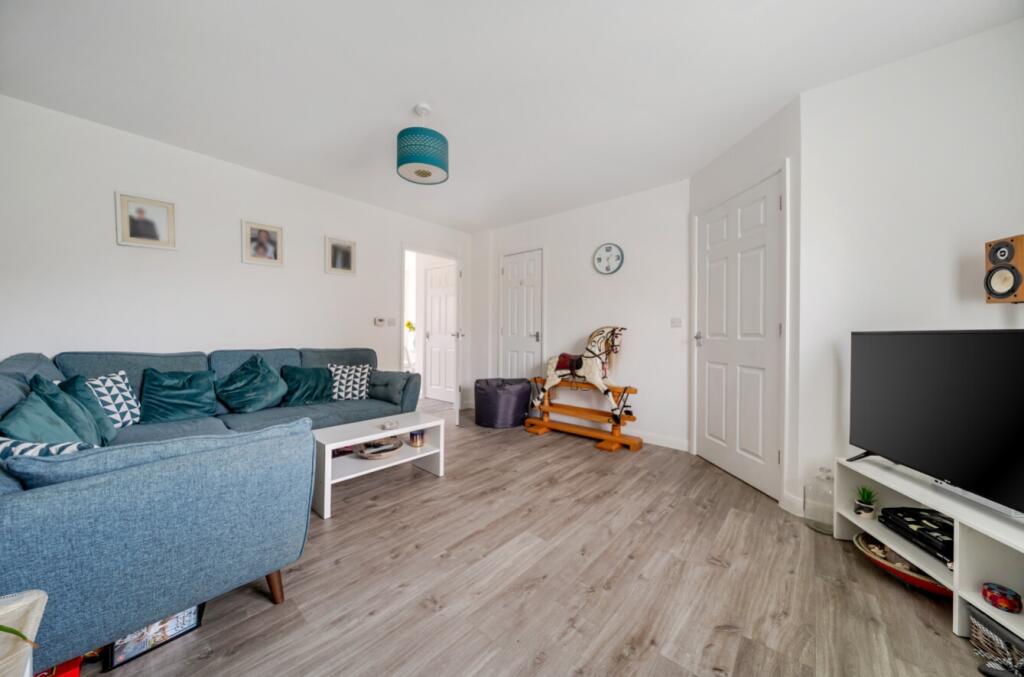 House in North Kesteven, Heighington - View 5