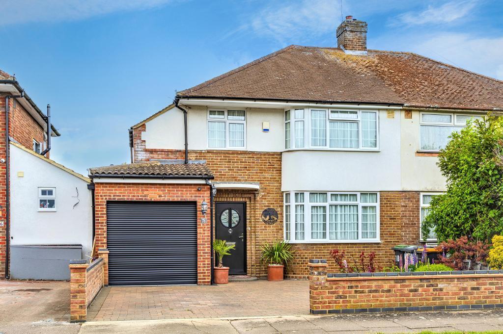 Main image of property: Wendover Drive, Bedford, Bedfordshire, MK41 9QU