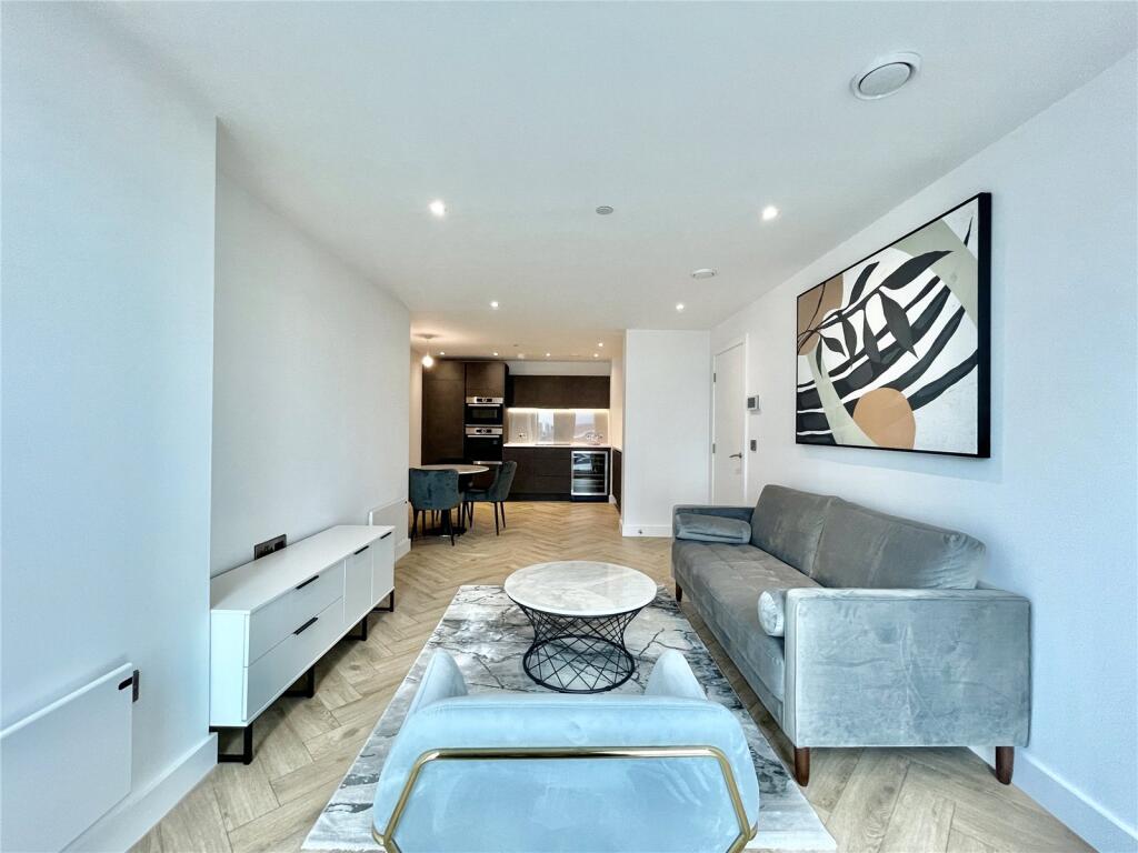 Apartment in Manchester, City Centre - View 4