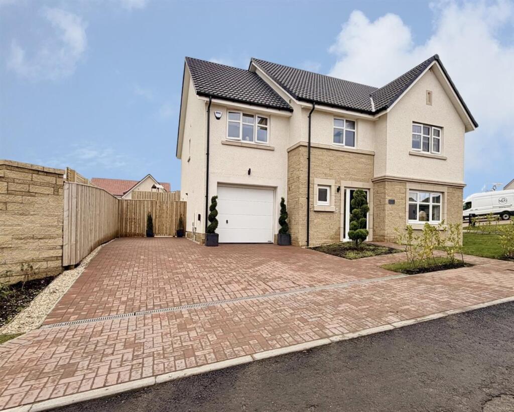 Main image of property: Tahoe Grove, Hamilton