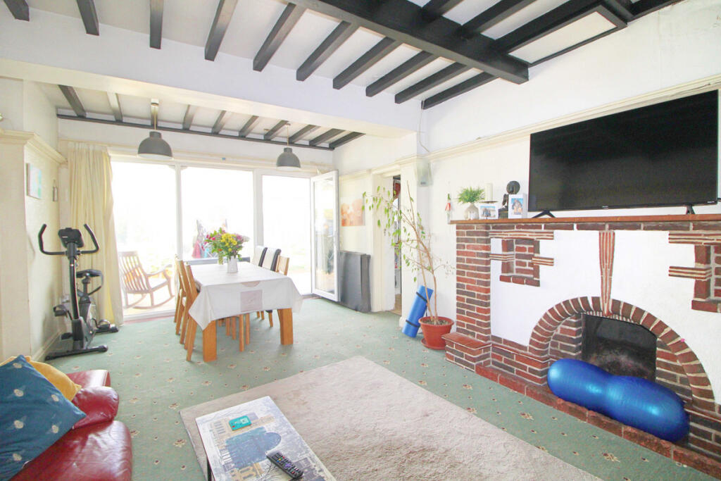 Kingsway, Hove photo 3
