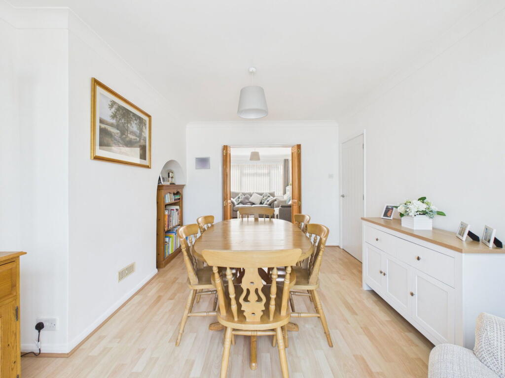 House in Worthing, West Sussex - View 4