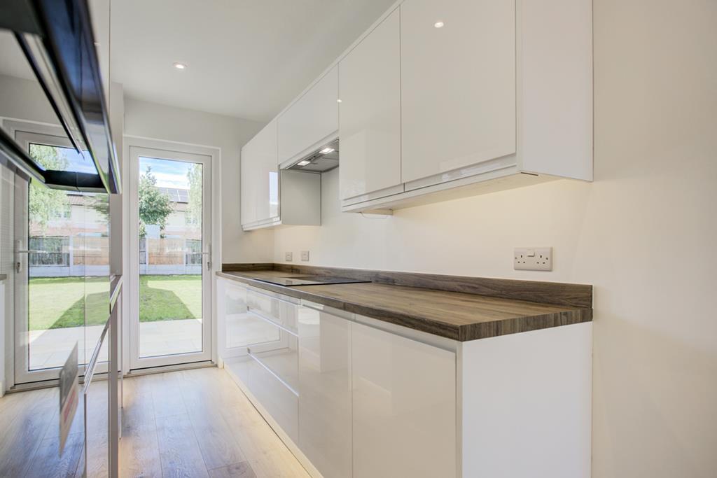 House in Southend-on-Sea - View 5