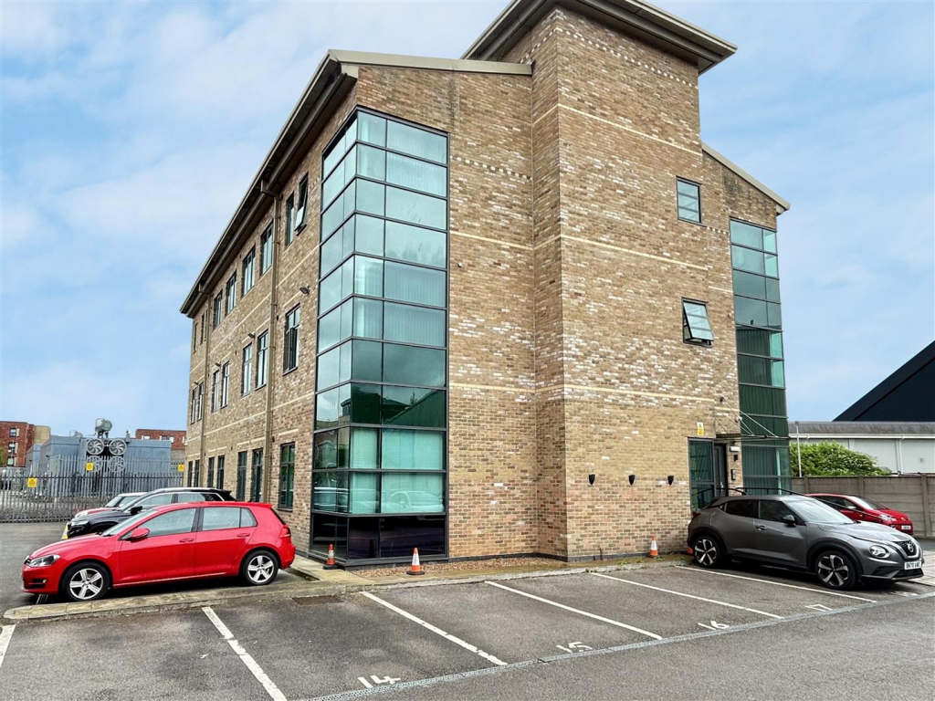 Main image of property: Foss Islands Road, York