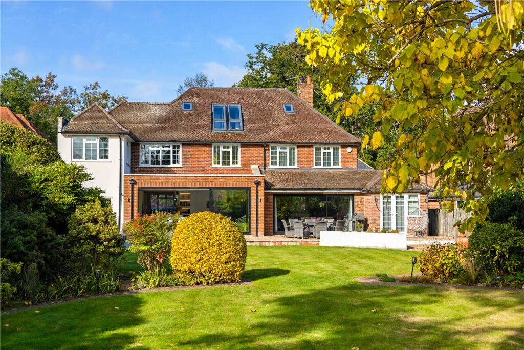 5-bed detached on Finchampstead Road, Wokingham, Berkshire, RG40, £1,500,000