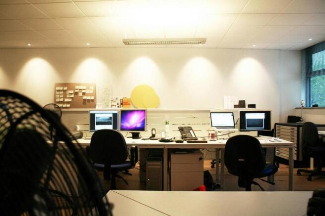 Office_studio3.jpg