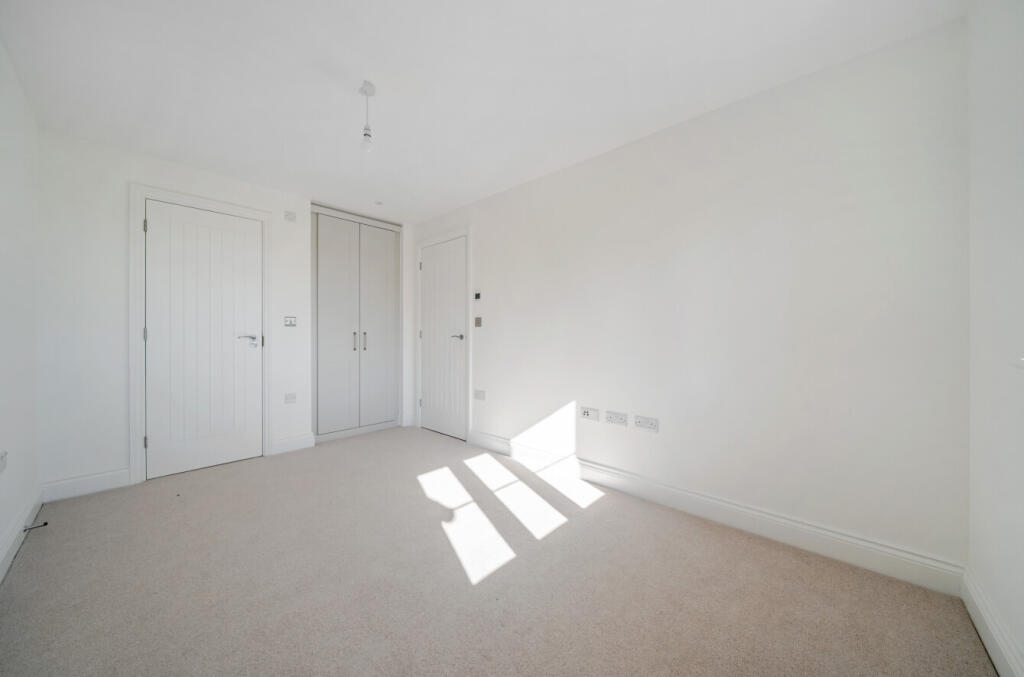 House in Brighton - More