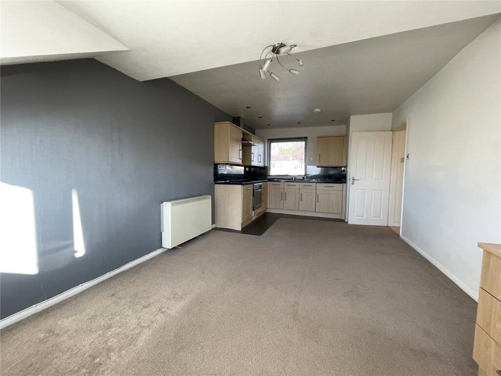 Main image of property: Ffordd Garnedd, Y Felinheli, Gwynedd, LL56